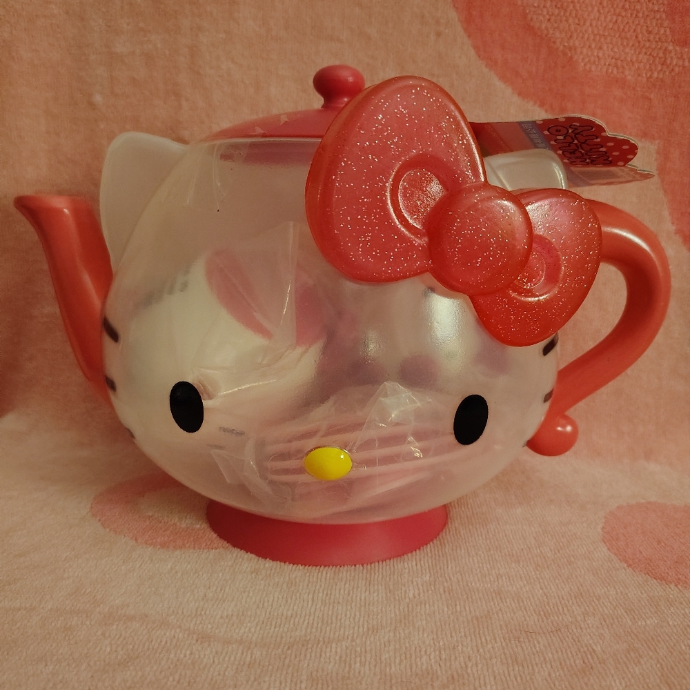 EXCLUSIVE - Hello Kitty Officially Licensed Tea Party Playset - Picture 6 of 12